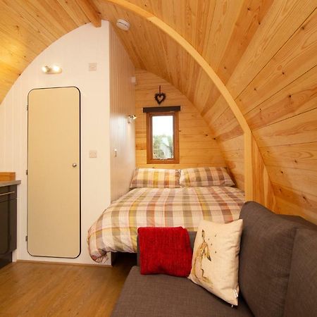 Evelix Pods Dornoch Apartment Екстериор снимка